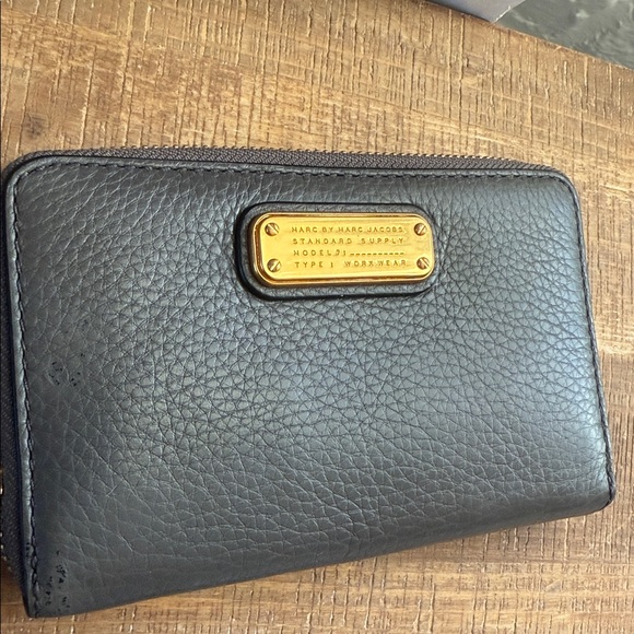 Marc by Marc Jacobs Black Leather Wristlet - Picture 6 of 17